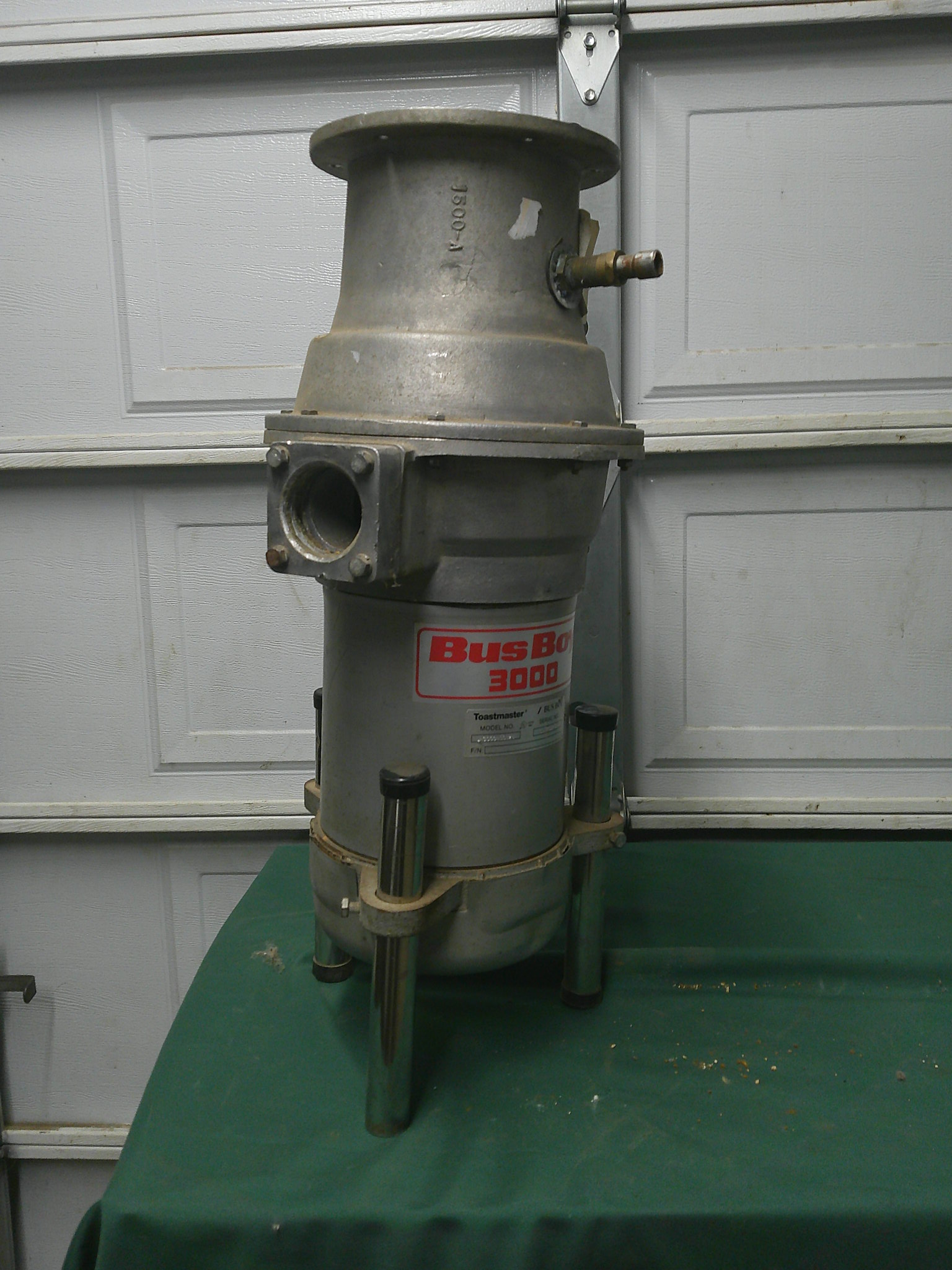 BUS BOY GARBAGE DISPOSAL