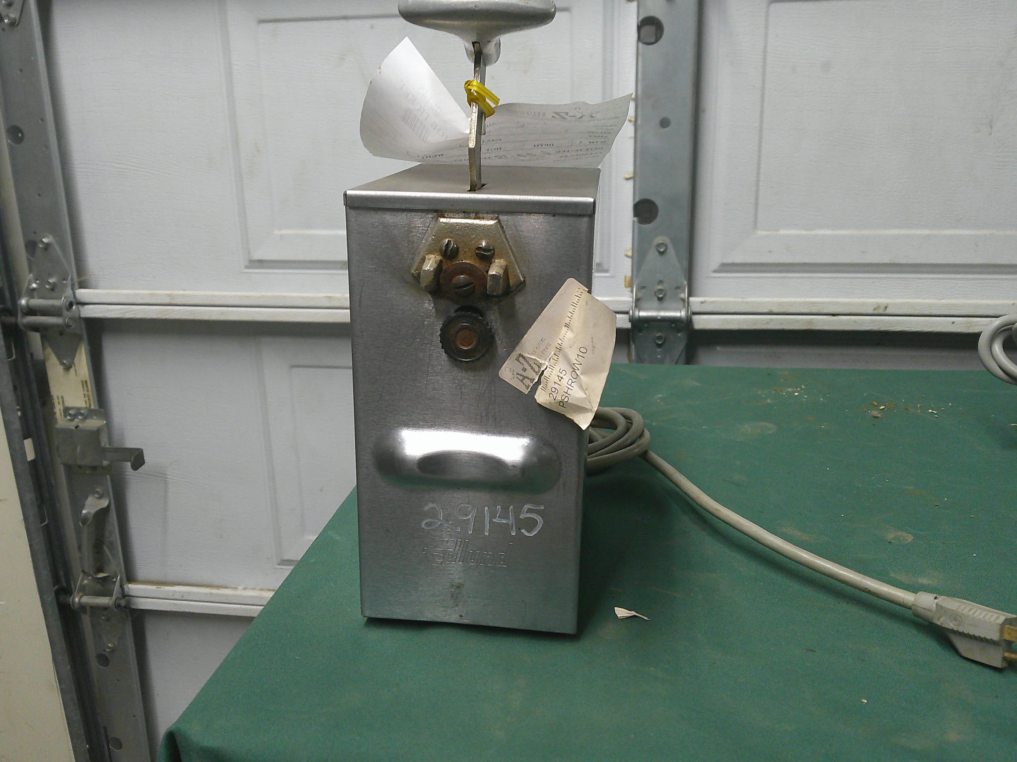 EDLUND CAN OPENER
