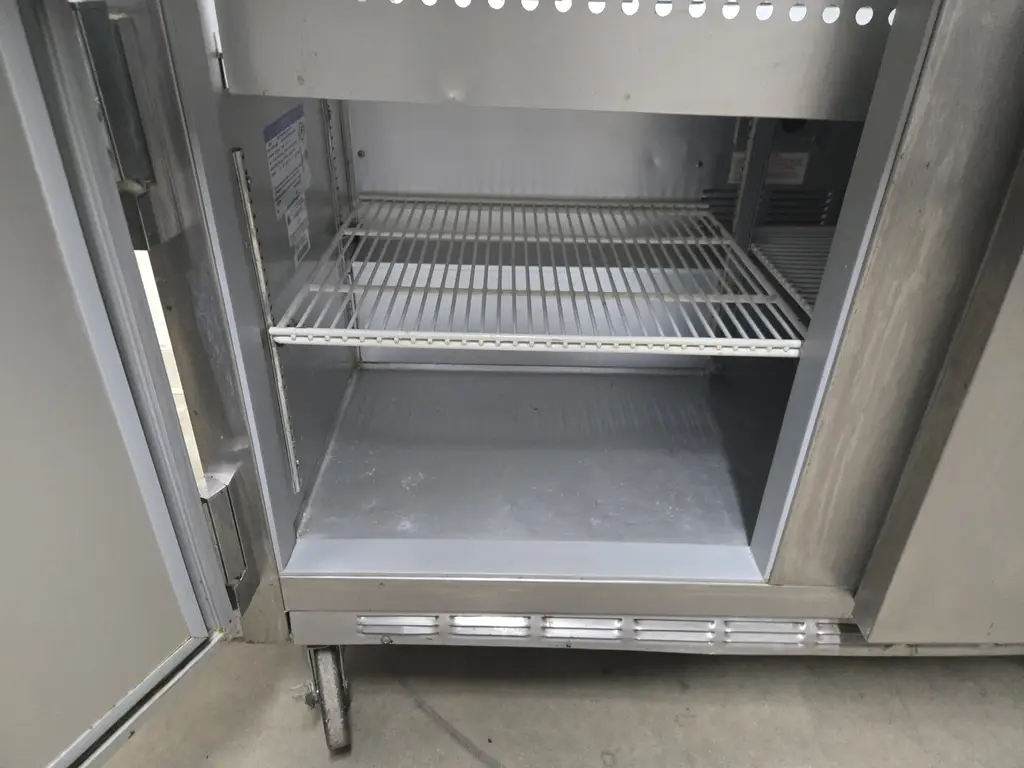 BEV AIR 3 DR PREP TABLE