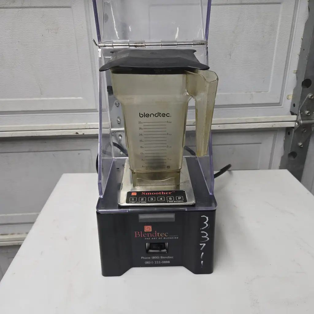 BLENDTEC BLENDER