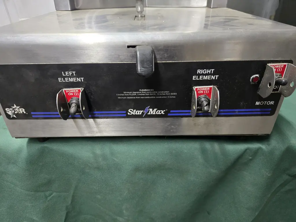 STAR MAX VERTICAL BROILER