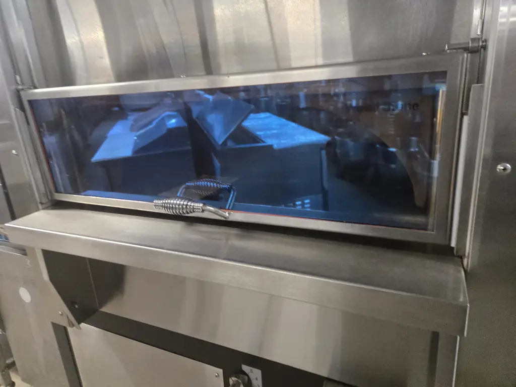 WOODSTONE PIZZA OVEN