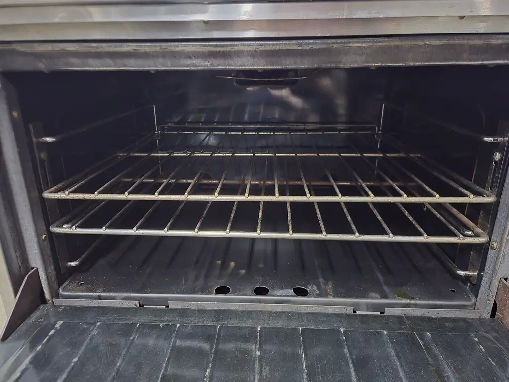 US RANGE 6 BURNER RANGE