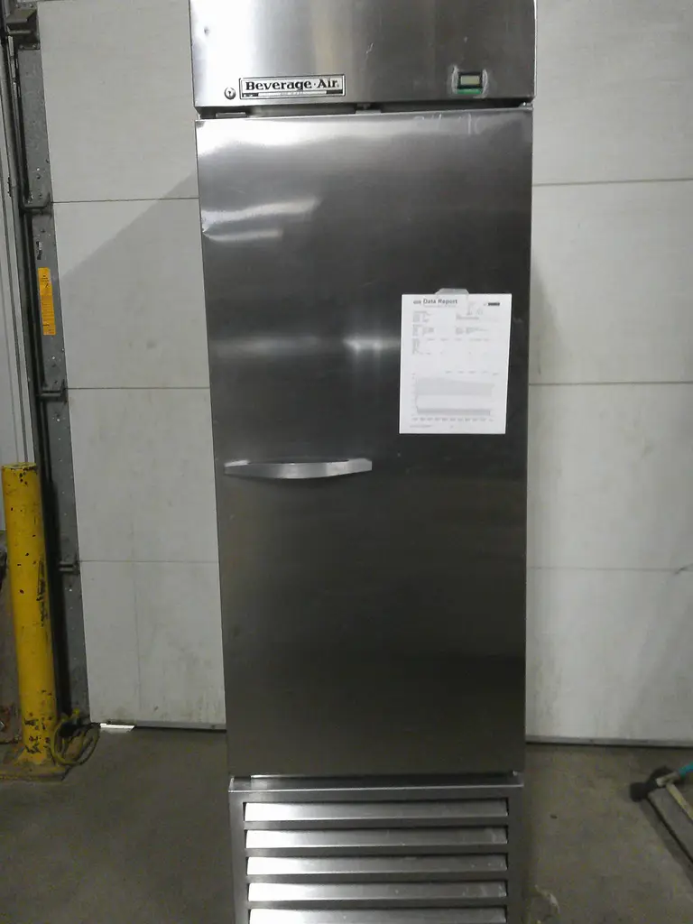 BEVERAGE AIR 1 DOOR COOLER
