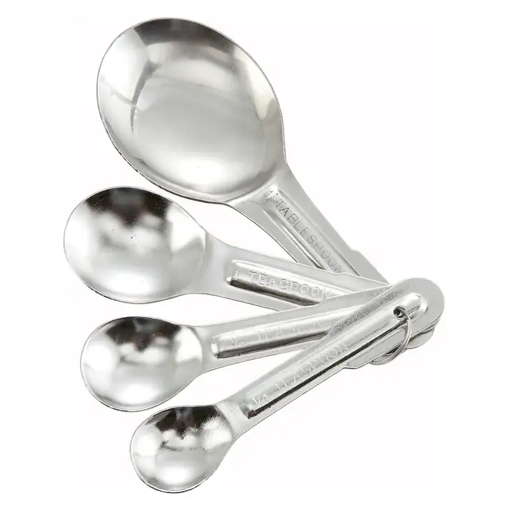 4 PIECE SET MEASURING SPOONS